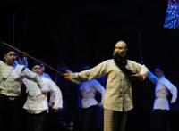 刘佩琦、倪大红、万茜等云集一堂国家大剧院推出戏剧大礼包陪大家跨年