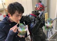 假面骑士圣刃：天灾感人收花，下集要等很久