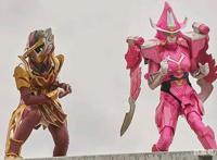 假面骑士圣刃：天灾感人收花，下集要等很久