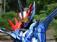 假面骑士圣刃第三话：圣刃彼得潘形态吃瘪，五骑持巨剑而来！