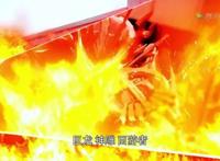 假面骑士圣刃：烈火三册登场，造型极为瞩目，王剑被迫防御降临