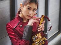 假面骑士圣刃：sabera新创华翻译为佩剑，圣刃首位女骑士诞生！