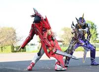 假面骑士圣刃第9话先行：王剑又砍圣刃，维修工大变身，Slash登场