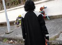 假面骑士圣刃：34话大混战，仁叔回归KO全场