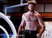 金刚狼一个人可以单挑整个复仇者联盟吗？