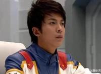 童年经典特摄剧《金甲战士》不知道你们是否记得主角“张伟”呢？