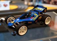 3000元起步升级到40亿个人资产，90后童年收割机蔡东青