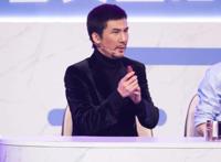 《百变大咖秀》再度喜获三网第一！王祖蓝一人分饰两角超惹眼