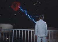 面对失恋的真一同学，矢的猛老师教育他要微笑对待心中的痛苦