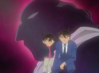 《名侦探柯南》动画版结尾，黑衣BOSS是只露一面的他