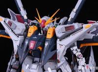 大体积就是真理，高达也得火力不足恐惧症？全身都是武器只为飙车