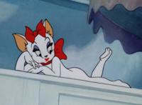 动漫里的母猫太美了！苗条微胖富婆应有具有，老鼠都和猫抢女朋友