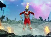 用最强的设定挨最毒的打！无敌的佐菲倒下了，门之巨人站了起来