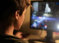 当我们宿舍吃鸡大作战时，怎么都少不了它