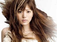 中国“ACG歌曲女王”阿兰终于出圈了！她的动漫名曲你都听过吗？