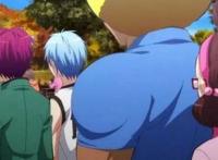 动漫中的经典乱入，黑子齐木客串《暗杀教室》，魔禁夏娜互相串门