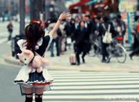 日本的女仆咖啡厅是如何诞生的？为什么加入了“萌”属性？