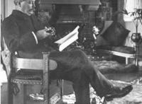 给作者寄刀片不是说说而已，有人被迫改了结局，有人差点被迫去世