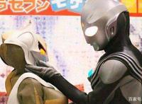 黑暗迪迦和卡蜜拉有孩子了？他们的孩子是怎么来的？