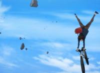 高校之神开播：男主车速太快，车轮压在美少女脸上，剧情展开有趣