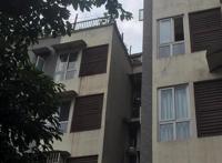 8岁女孩疑因模仿熊大熊二攀岩从6楼坠下