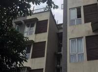 8岁女孩疑模仿熊出没攀岩从6楼坠下抢救3天后离世