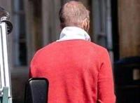 唏嘘！46岁贝克汉姆亮相：秃顶 头发花白 满脸皱纹，老到认不出了