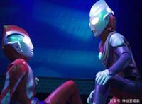 机动奥特曼：钢铁纳伊斯形象公开吃巧克力变身的最萌钢铁奥特曼