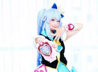 眼花缭乱！45人COSPLAY光之美少女，要拍下所有人也是种本事啊