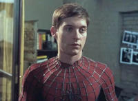 超级英雄们扒下制服后，他们穿什么？