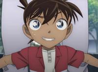 名侦探柯南：绀青之拳遭质疑，推理元素太弱上热搜，票房靠吃老本