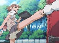 动漫中的“飞踢”瞬间，利威尔兵长是鬼畜素材，毛利兰的威力太强了