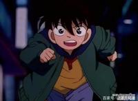 《名侦探柯南》：工藤新一变小后有多惨？跑个1000米都使劲喘！