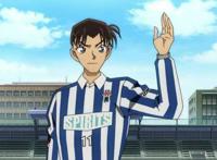 曾入选高中校队，又获得阿笠博士的帮助，柯南踢球到底什么水平？