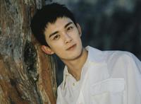 春晚上被吓得满头大汗的吴磊，那一刻像极了鲁邦三世