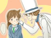 名侦探柯南中柯南与基德之间的爱恨情仇！