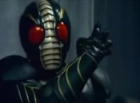 这特摄是漫友童年噩梦，魔法才能打败魔法，故他们用怪物对付怪物