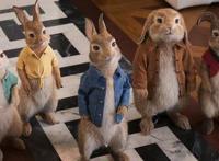 《比得兔2：逃跑计划》萌兔天团登场，笑点频出治愈忧伤