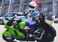 爆音少女助力辛普森走红，自带神秘感的高颜值头盔，你get了吗？