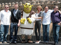 那些《马达加斯加2：逃往非洲》小角色的配音师