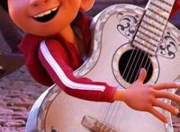 用最恢宏的场面吸引你，用最朴实的方法感动你，煽情却不滥情