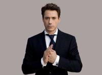 钢铁侠近照曝光，英雄难敌迟暮，白发皱纹显老态