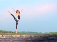 《了不起的菲丽西》：一部正能量“合家欢”