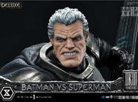 P1S推出UDM《蝙蝠侠：黑暗骑士归来》蝙蝠侠VS超人1/3雕像