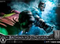 P1S推出UDM《蝙蝠侠：黑暗骑士归来》蝙蝠侠VS超人1/3雕像