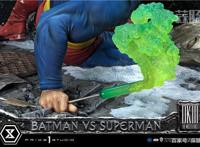 P1S推出UDM《蝙蝠侠：黑暗骑士归来》蝙蝠侠VS超人1/3雕像