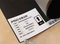 坚果S1Ultra菲涅尔屏增益幕布评测：磁吸安装 2.6倍亮度提升