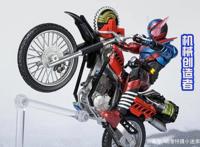 时隔两年，推出零一和跃升蝗虫战车，但是这个姿势太熟悉了？