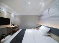 看动漫学英语，海绵宝宝第一季第十集对白（中英对照）