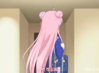 《HappySugarLife》第8集：砂糖穿白衬衫当模特，这装扮很诱人